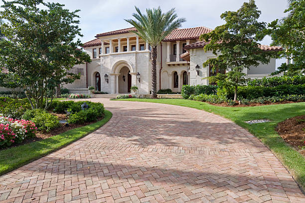 Reasons to Select Us for Your Driveway Paving Requirements in Grosse Pointe Woods, MI